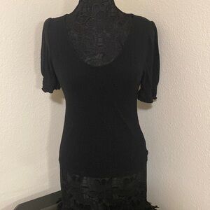 Cute stretchy black top